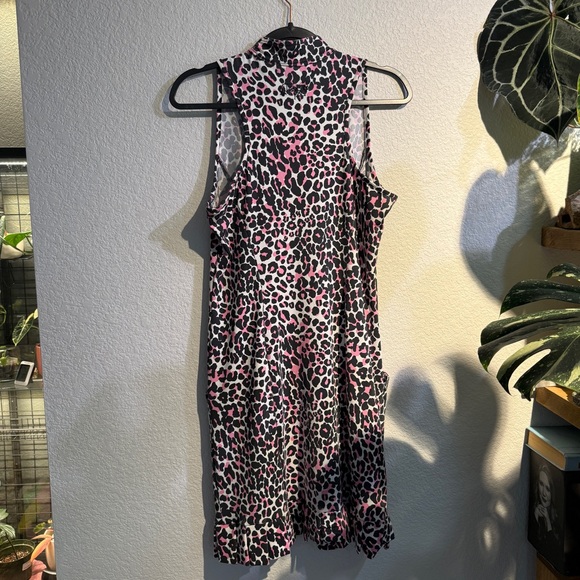 Tzu Tzu golf dress leopard/cheetah - Picture 7 of 8
